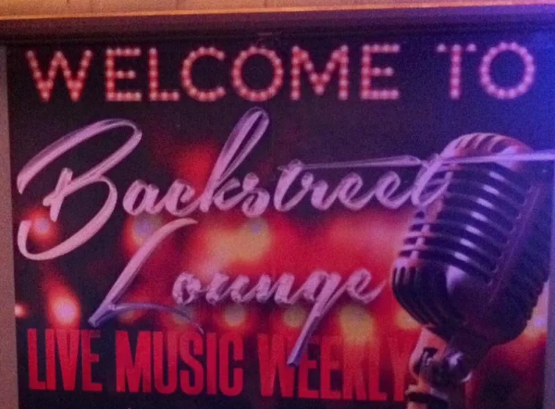 Backstreet Lounge